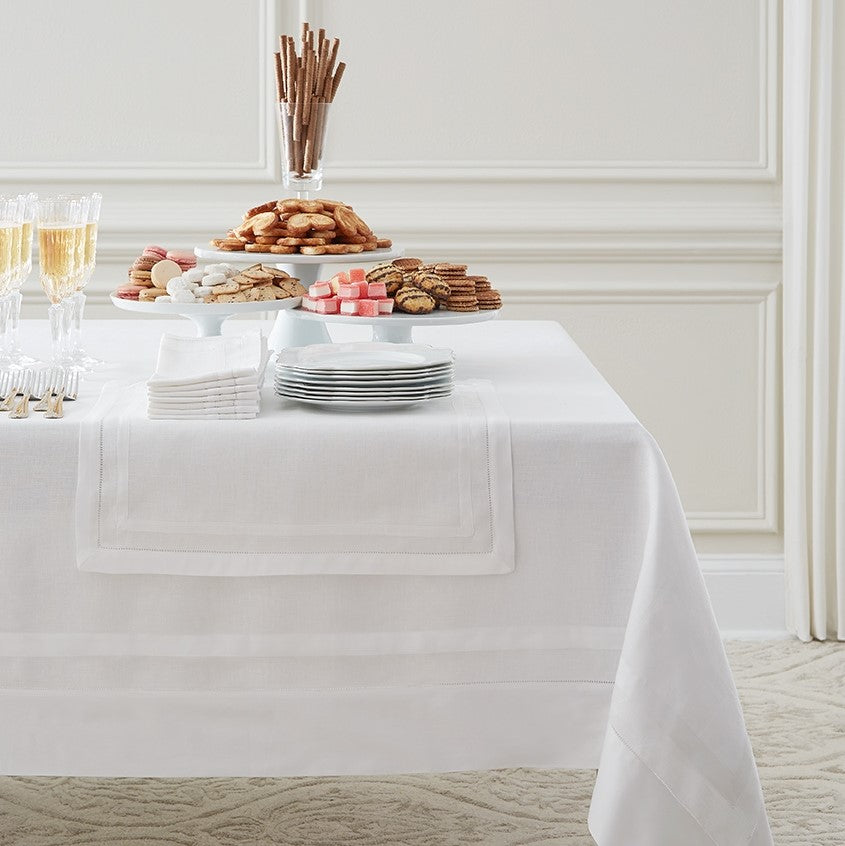 SFERRA Table Linens