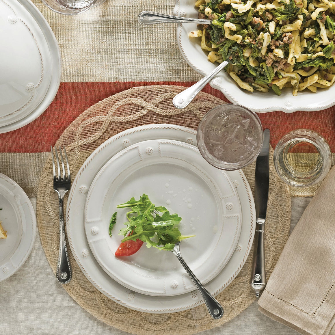 Berry & Thread Dinnerware