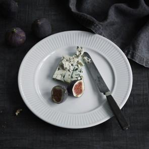 Pillivuyt Plisse Dinnerware
