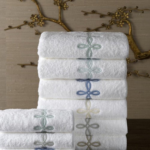 Matouk Gordian Knot Bath Towels