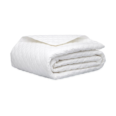Matouk Gemma White Quilt