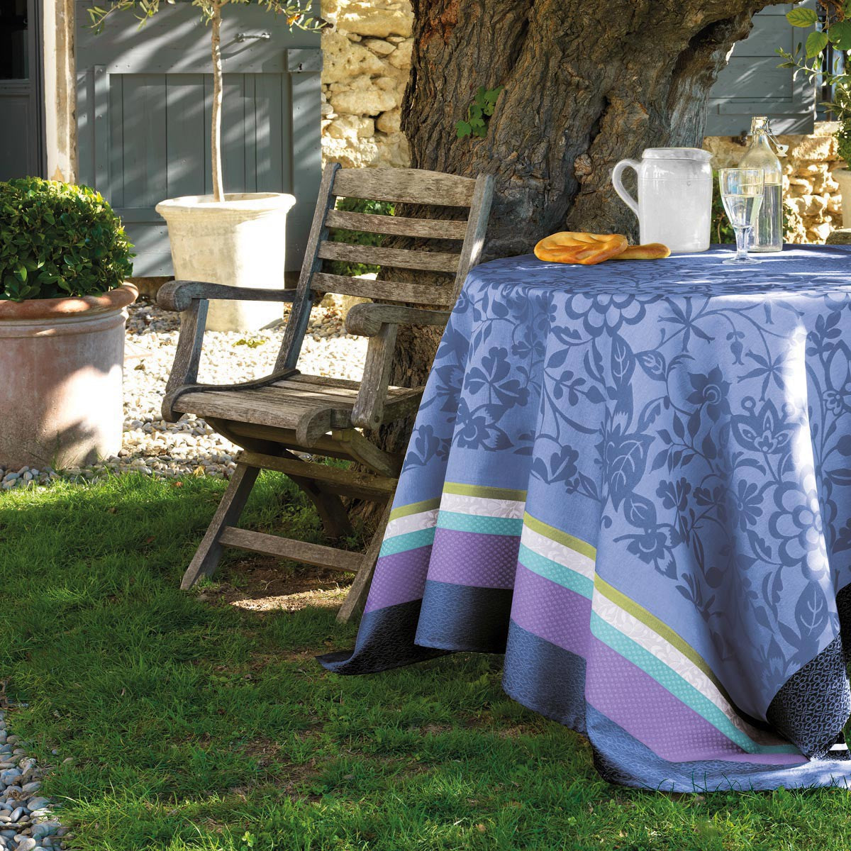 Le Jacquard Francais Provence Lavender Blue Coated Tablecloths