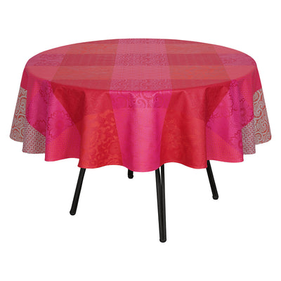 Le Jacquard Francais Fleurs de Kyoto Cherry Coated Round Tablecloth