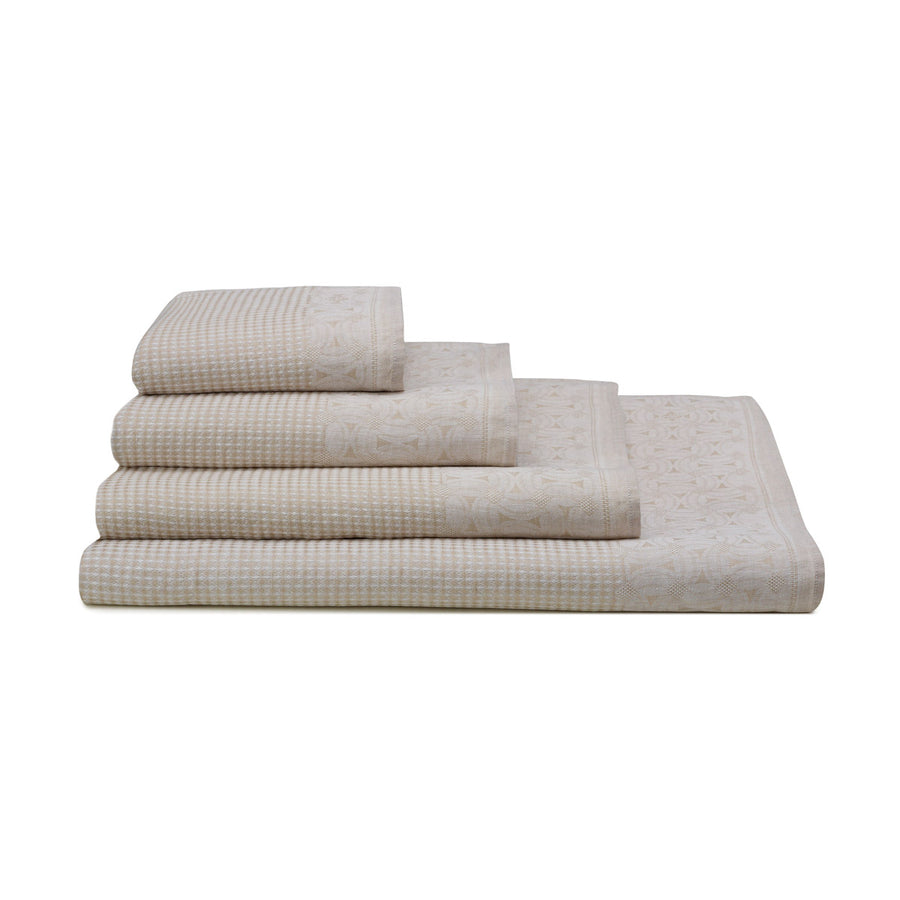 Le Jacquard Francais Lula Sand Bath Towels