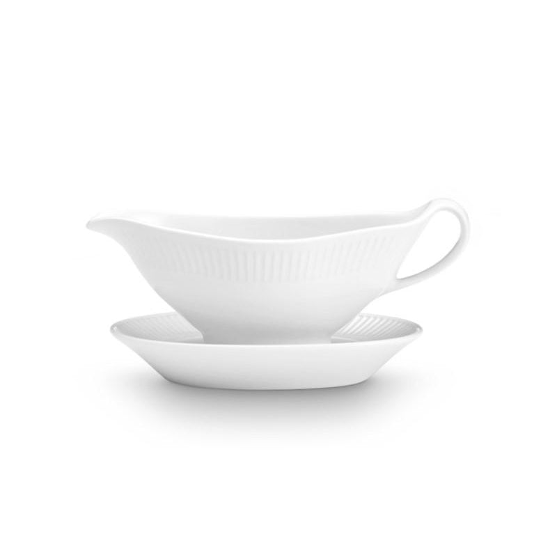 Pillivuyt France Porcelain Gravy Boat With Warming Stand. – BINCHEY'S LLC.