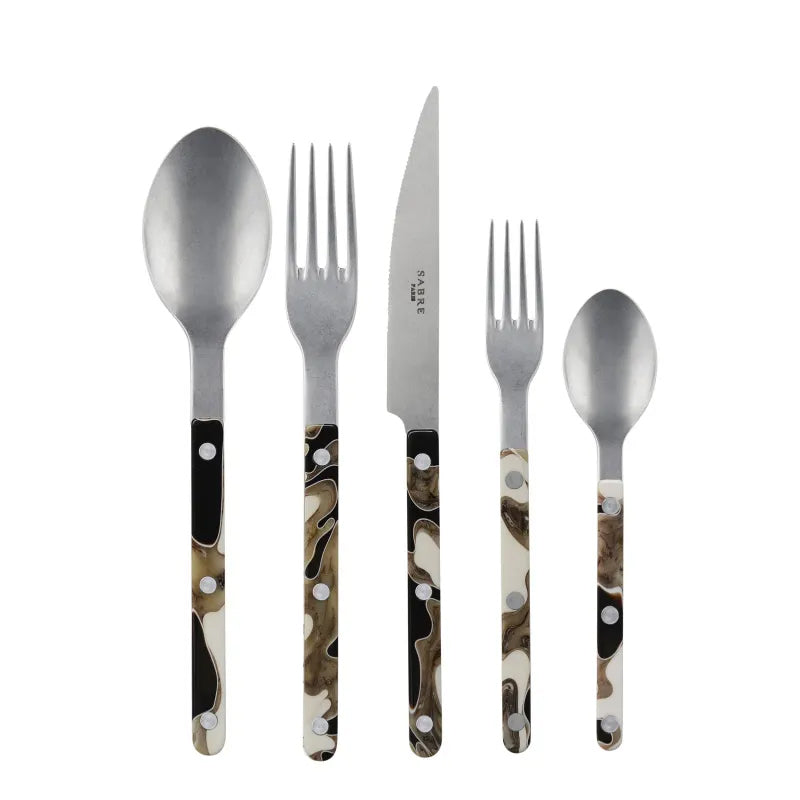 Sabre Paris Bistrot Vinage Dune Black Place Setting