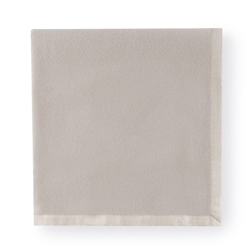 Sferra Olindo Sand Blanket